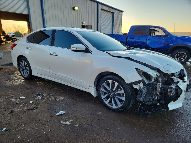 Photo 4 from auction – 2016 NISSAN ALTIMA 2.5 with VIN 1N4AL3AP2GC284559