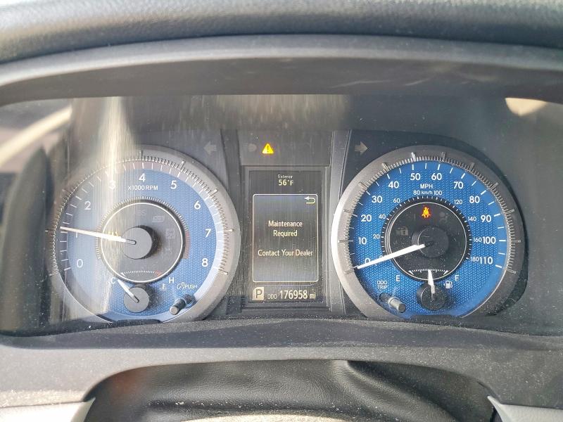 Photo 9 from auction – 2018 TOYOTA SIENNA with VIN 5TDKZ3DC2JS900899
