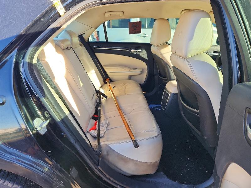 Photo 10 from auction – 2015 CHRYSLER 300 LIMITE with VIN 2C3CCAAG8FH766198