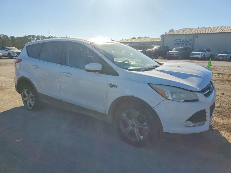 Photo 4 from auction – 2014 FORD ESCAPE with VIN 1FMCU0GX5EUE21213