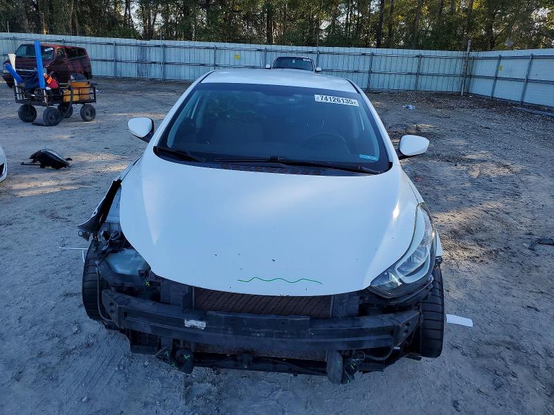 Photo 5 from auction – 2016 HYUNDAI ELANTRA SE with VIN 5NPDH4AE1GH727477