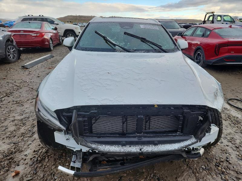 Photo 5 from auction – 2025 VOLVO V60 CROSS with VIN YV4L12WL8S2147808