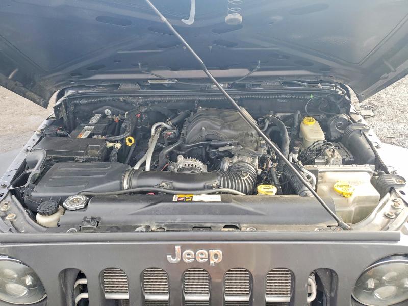 Photo 11 from auction – 2014 JEEP WRANGLER U with VIN 1C4BJWDG8EL276951