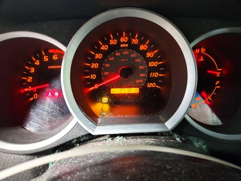 Photo 9 from auction – 2007 TOYOTA TACOMA ACC with VIN 5TEUU42N07Z417618