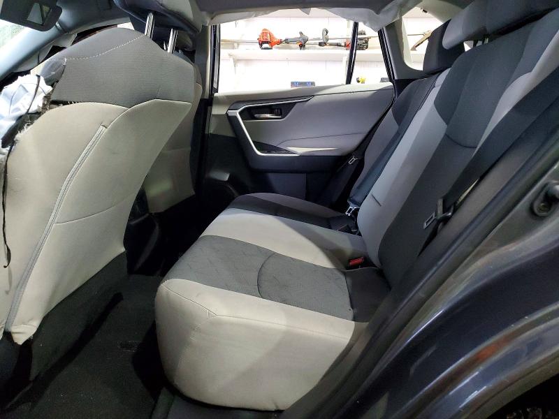 Photo 11 from auction – 2020 TOYOTA RAV4 XLE with VIN 2T3P1RFV6LW121201