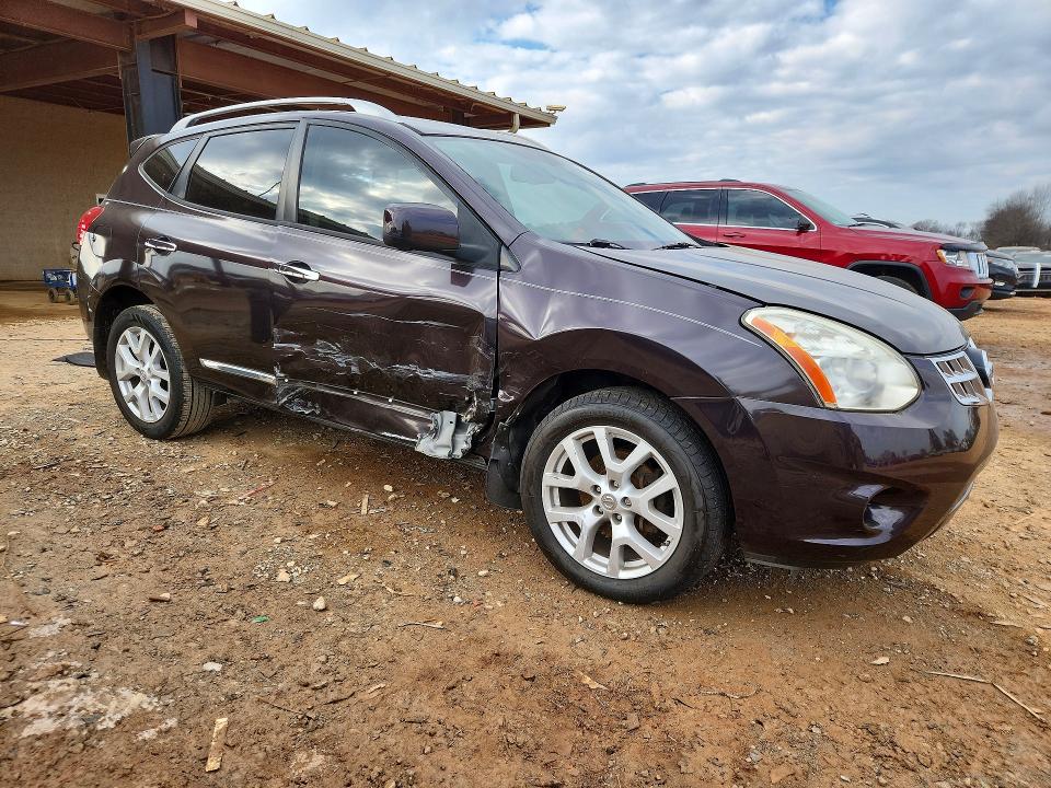 Photo 4 from auction – 2013 NISSAN ROGUE S with VIN JN8AS5MT3DW023621