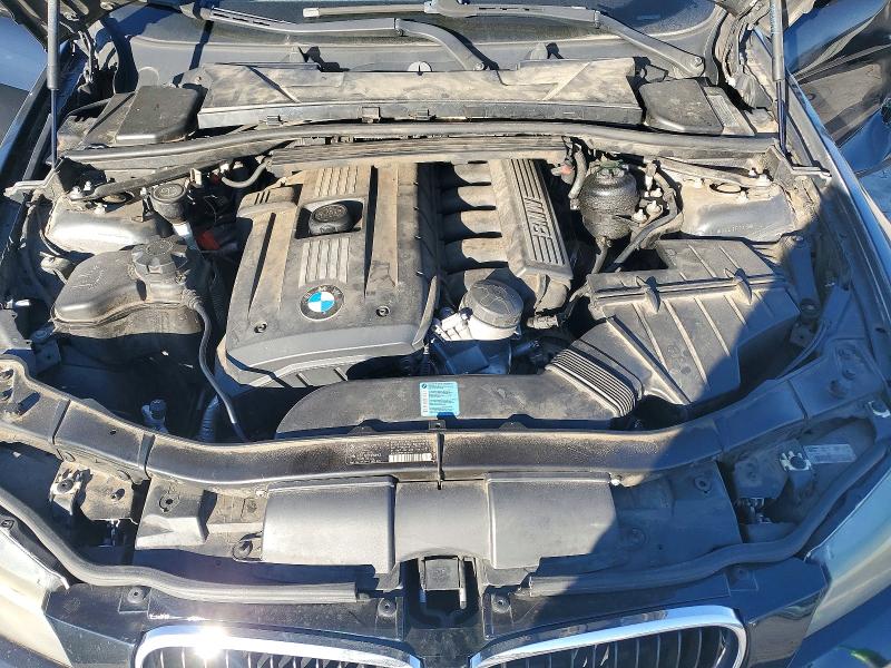 Photo 11 from auction – 2009 BMW 328 I with VIN WBAPH775X9NM29645