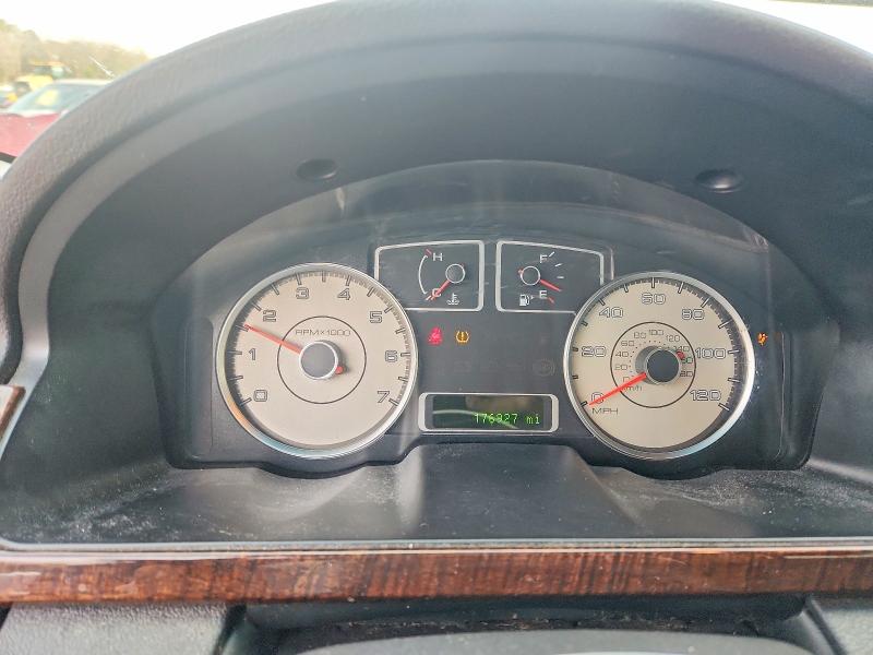 Photo 9 from auction – 2008 FORD TAURUS with VIN 1FAHP25W08G173811