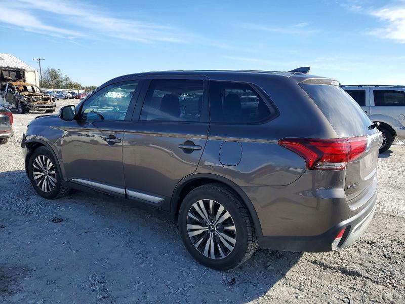 Photo 2 from auction – 2019 MITSUBISHI OUTLANDER with VIN JA4AD3A38KZ007161