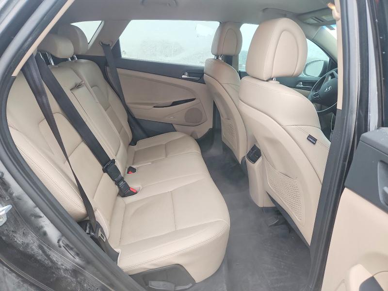 Photo 10 from auction – 2017 HYUNDAI TUCSON with VIN KM8J33A47HU403651