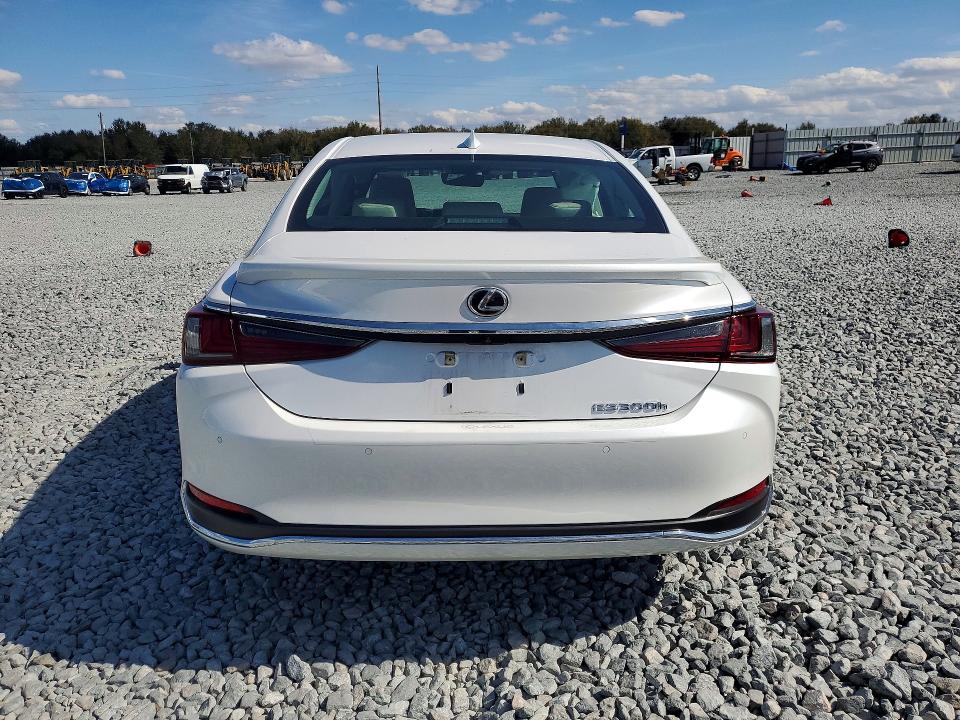 Photo 6 from auction – 2023 LEXUS ES 300H BA with VIN 58ADA1C14PU028562