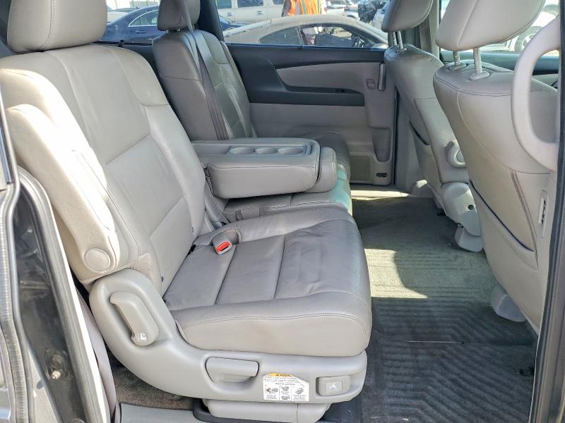 Photo 10 from auction – 2011 HONDA ODYSSEY TO with VIN 5FNRL5H92BB024724