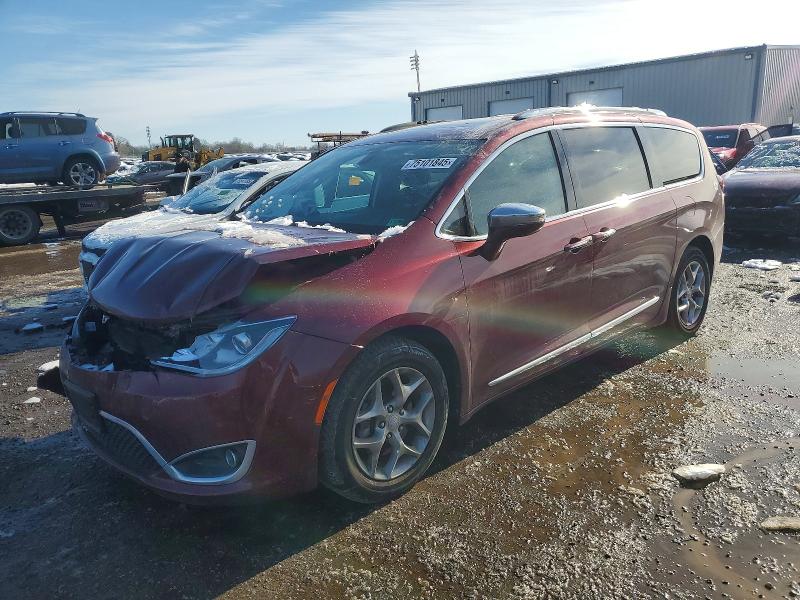 CHRYSLER PACIFICA L 2018 with VIN 2C4RC1GG0JR170843 - Photo from auction
