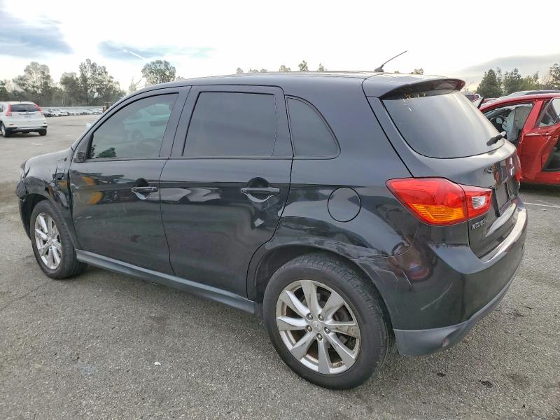 Photo 2 from auction – 2015 MITSUBISHI OUTLANDER with VIN 4A4AP3AUXFE017248