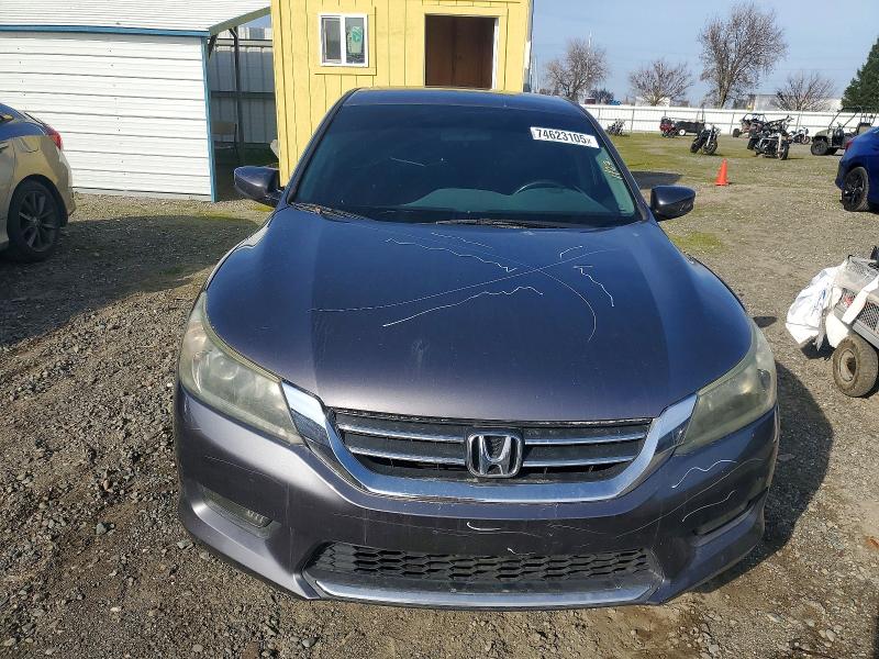 Photo 5 from auction – 2014 HONDA ACCORD with VIN 1HGCR2F52EA275650