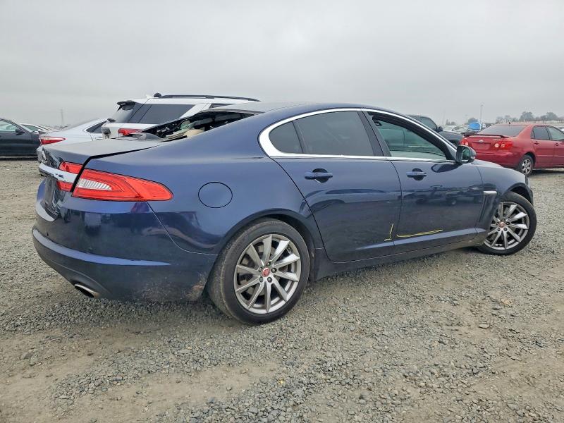 Photo 3 from auction – 2015 JAGUAR XF with VIN SAJWA0FS1FPU74069