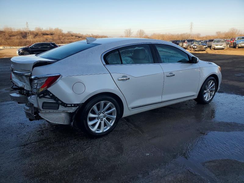 Photo 3 from auction – 2015 BUICK LACROSSE with VIN 1G4GB5G32FF179875