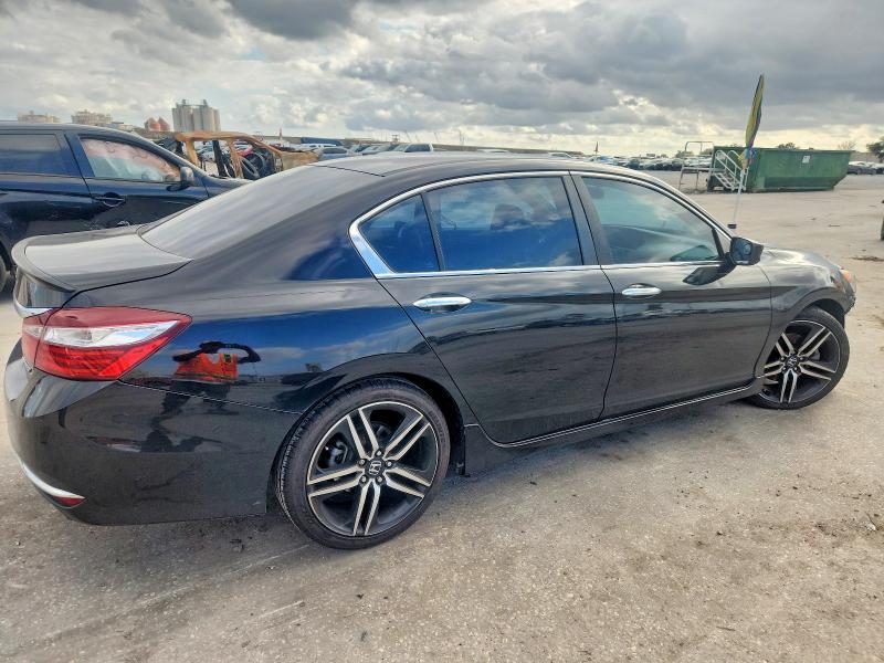 Photo 3 from auction – 2016 HONDA ACCORD with VIN 1HGCR2F59GA107930