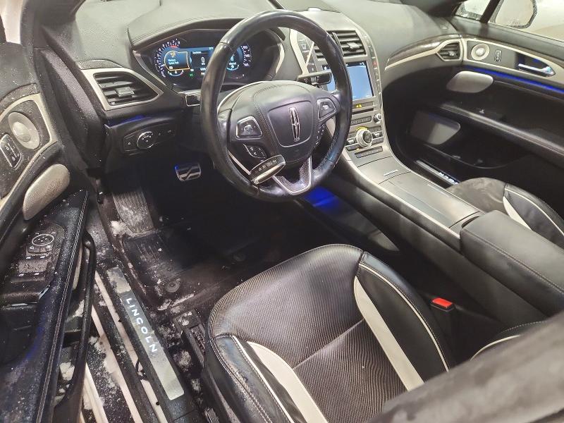 Photo 8 from auction – 2017 LINCOLN MKZ with VIN 3LN6L5FC1HR628608