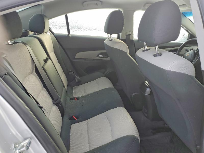 Photo 10 from auction – 2012 CHEVROLET CRUZE with VIN 1G1PC5SH2C7123793