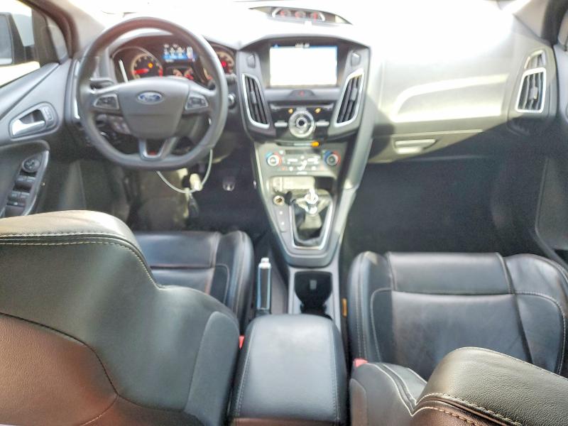 Photo 8 from auction – 2018 FORD FOCUS ST with VIN 1FADP3L90JL309675
