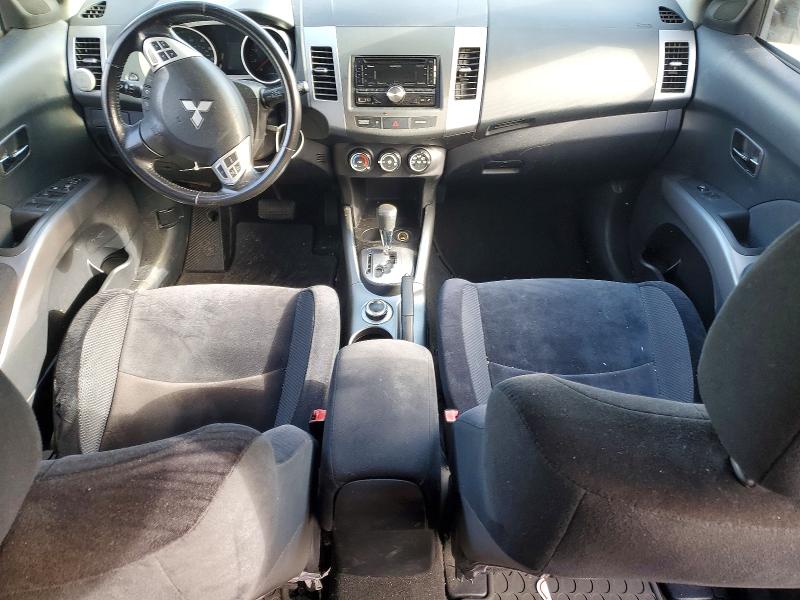 Photo 8 from auction – 2010 MITSUBISHI OUTLANDER with VIN JA4AT2AW7AZ008663