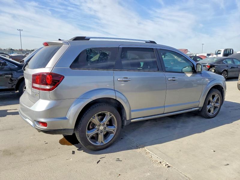 Photo 3 from auction – 2017 DODGE JOURNEY with VIN 3C4PDCGG1HT542813