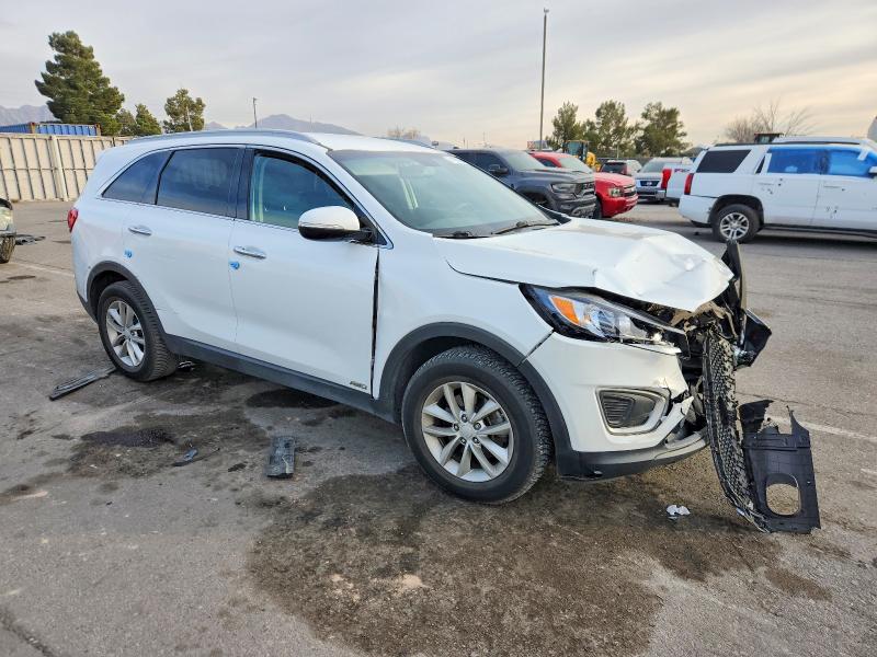 Photo 4 from auction – 2016 KIA SORENTO LX with VIN 5XYPGDA30GG166288