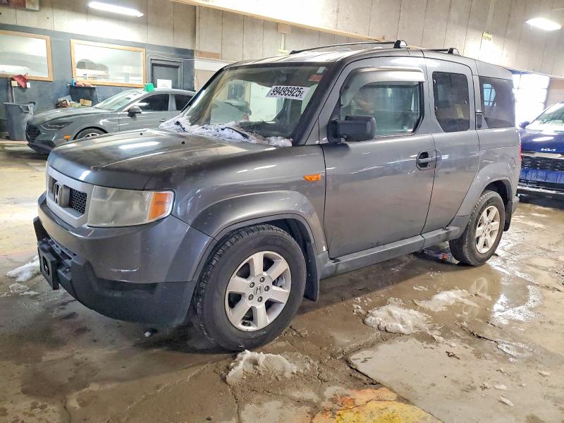 HONDA ELEMENT 2010 z numerem VIN 5J6YH2H70AL005864 - Zdjęcie z aukcji