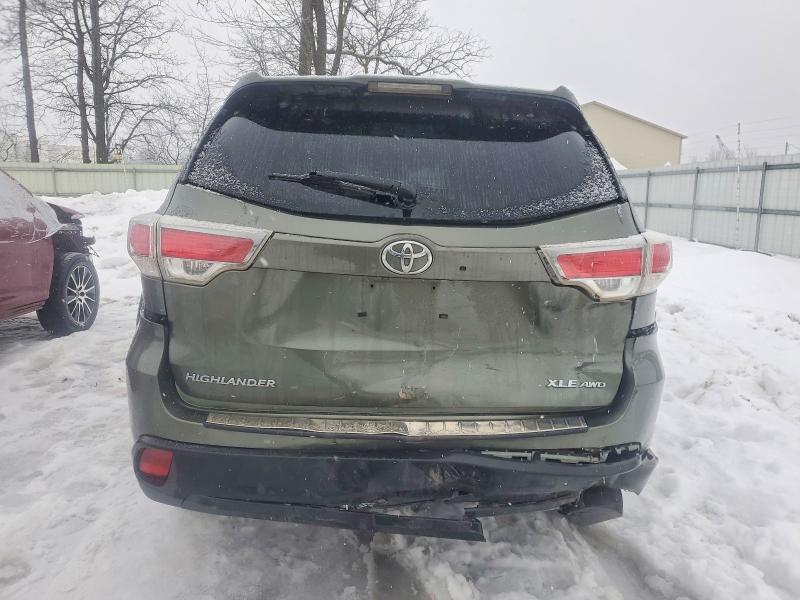 Фото 6 с аукциона – 2015 TOYOTA HIGHLANDER с VIN 5TDJKRFH9FS093977