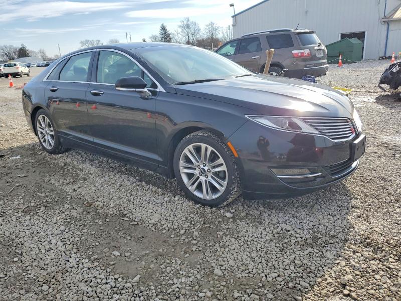 Photo 4 from auction – 2016 LINCOLN MKZ with VIN 3LN6L2G98GR603396