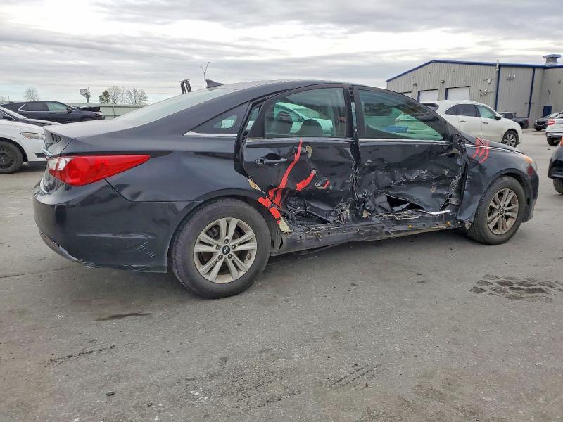 Photo 3 from auction – 2014 HYUNDAI SONATA with VIN 5NPEB4AC9EH887494
