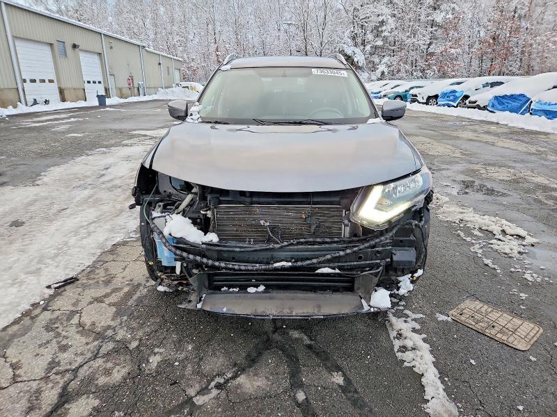 Photo 5 from auction – 2018 NISSAN ROGUE S with VIN KNMAT2MV5JP596454