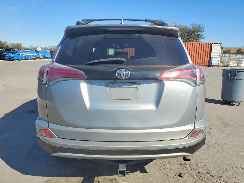 Photo 6 from auction – 2016 TOYOTA RAV4 SE with VIN 2T3JFREV5GW485110
