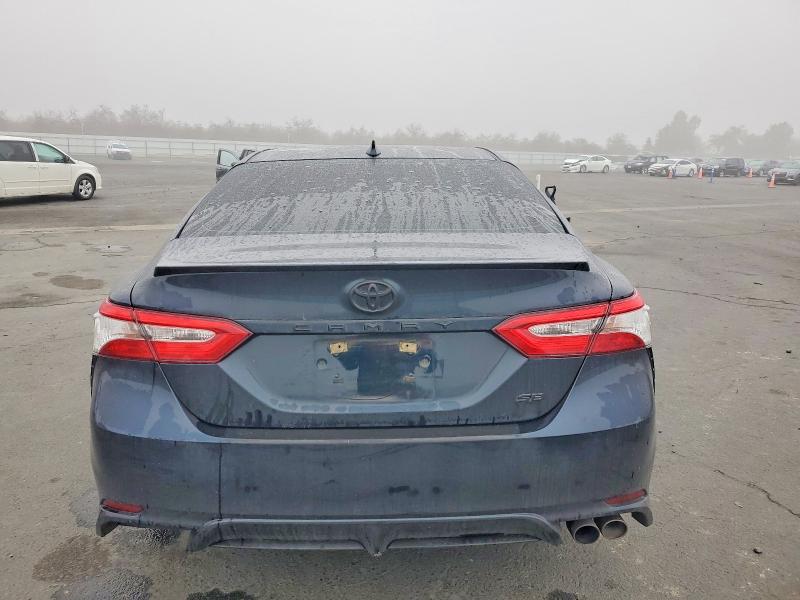 Photo 6 from auction – 2020 TOYOTA CAMRY with VIN 4T1G11AK2LU986478