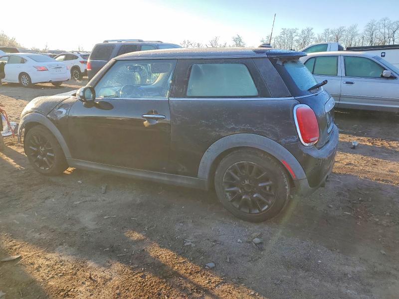 Photo 2 from auction – 2015 MINI COOPER with VIN WMWXM5C50FT938334