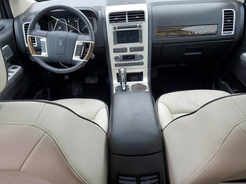 Photo 8 from auction – 2010 LINCOLN MKX with VIN 2LMDJ6JC9ABJ06621
