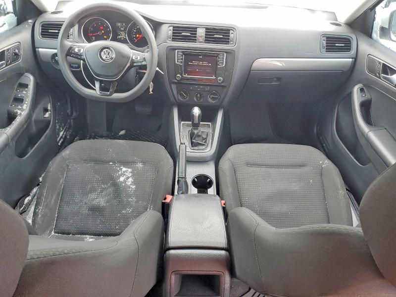 Photo 8 from auction – 2017 VOLKSWAGEN JETTA with VIN 3VW2B7AJ4HM203496