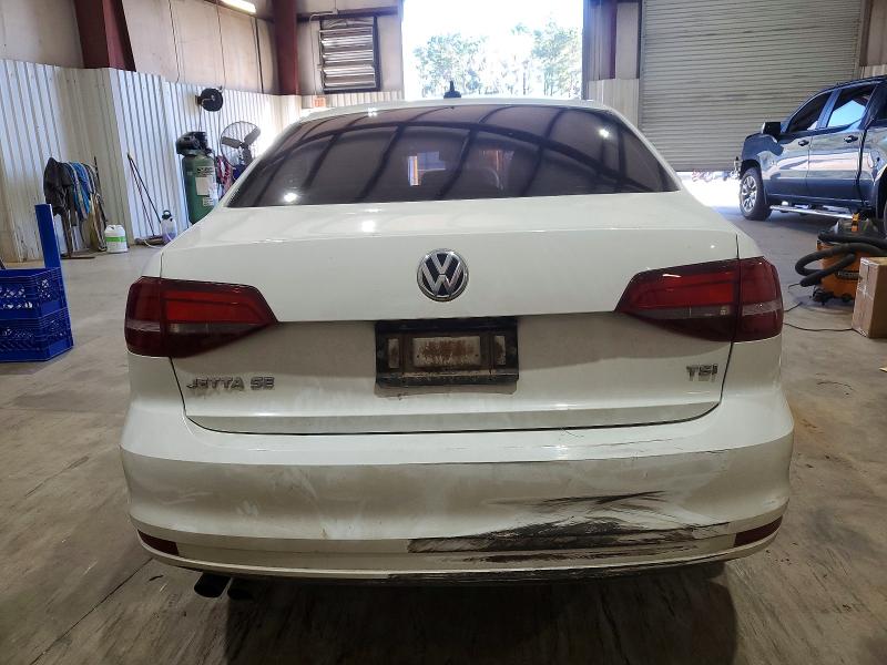 Photo 6 from auction – 2017 VOLKSWAGEN JETTA SE with VIN 3VWDB7AJ8HM338392