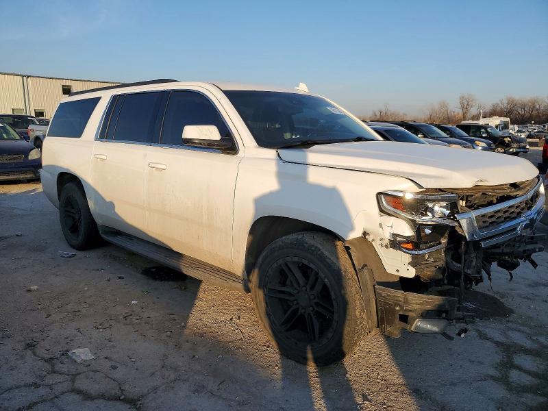 Photo 4 from auction – 2016 CHEVROLET SUBURBAN with VIN 1GNSKHKC9GR110017