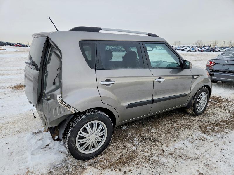 Photo 3 from auction – 2011 KIA SOUL with VIN KNDJT2A27B7340487