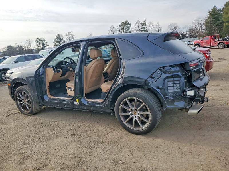 Photo 2 from auction – 2019 PORSCHE CAYENNE with VIN WP1AA2AY6KDA10611