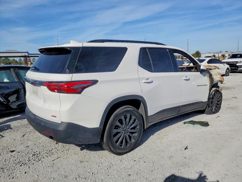 Photo 3 from auction – 2022 CHEVROLET TRAVERSE with VIN 1GNERJKWXNJ122411