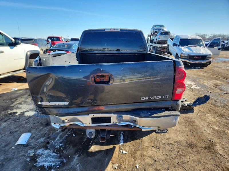 Photo 6 from auction – 2003 CHEVROLET SILVERADO with VIN 2GCEK19T431358214