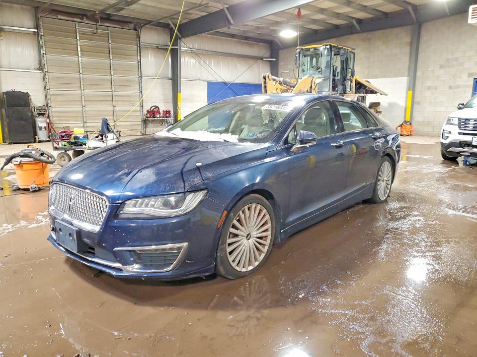 LINCOLN MKZ RESERV 2017 with VIN 3LN6L5F95HR641169 - Photo from auction