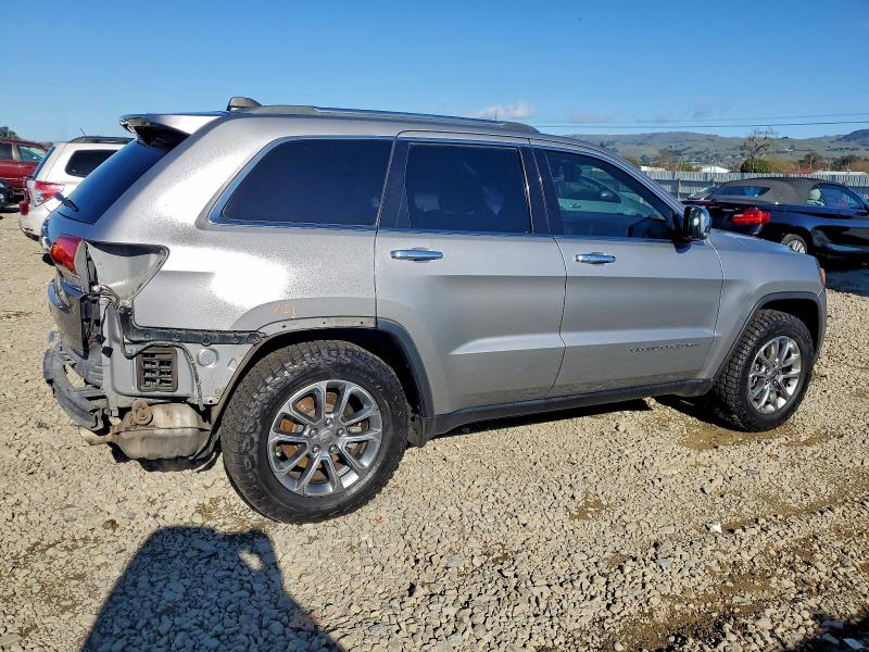 Photo 3 from auction – 2015 JEEP GRAND CHER with VIN 1C4RJEBG8FC832527