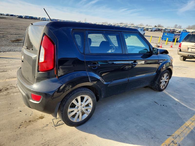 Photo 3 from auction – 2013 KIA SOUL with VIN KNDJT2A5XD7610387