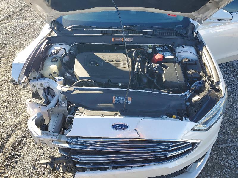 Zdjęcie 11 z aukcji – 2017 FORD FUSION z VIN 3FA6P0HD4HR154354