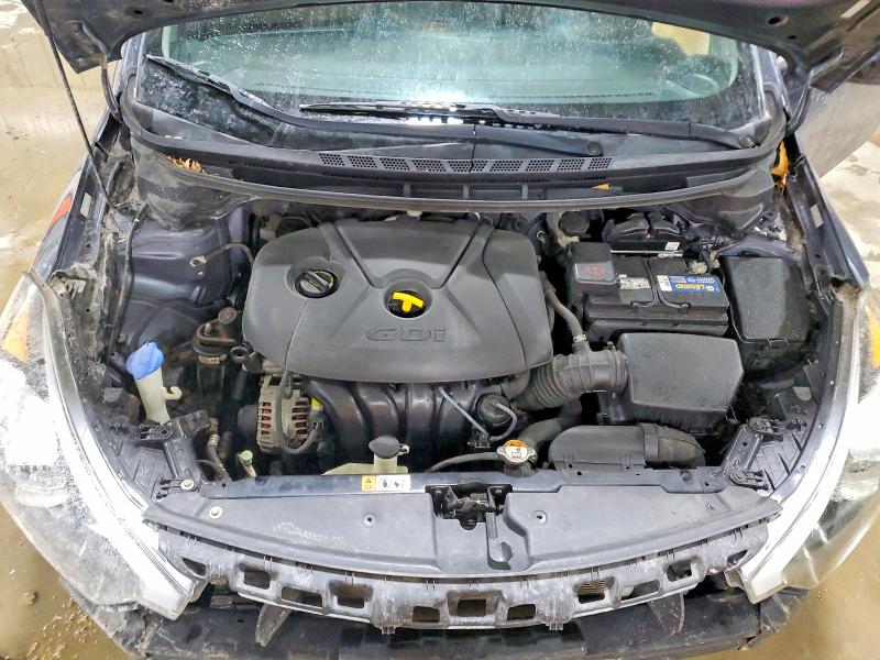 Photo 11 from auction – 2016 KIA FORTE LX with VIN KNAFK5A87G5547105