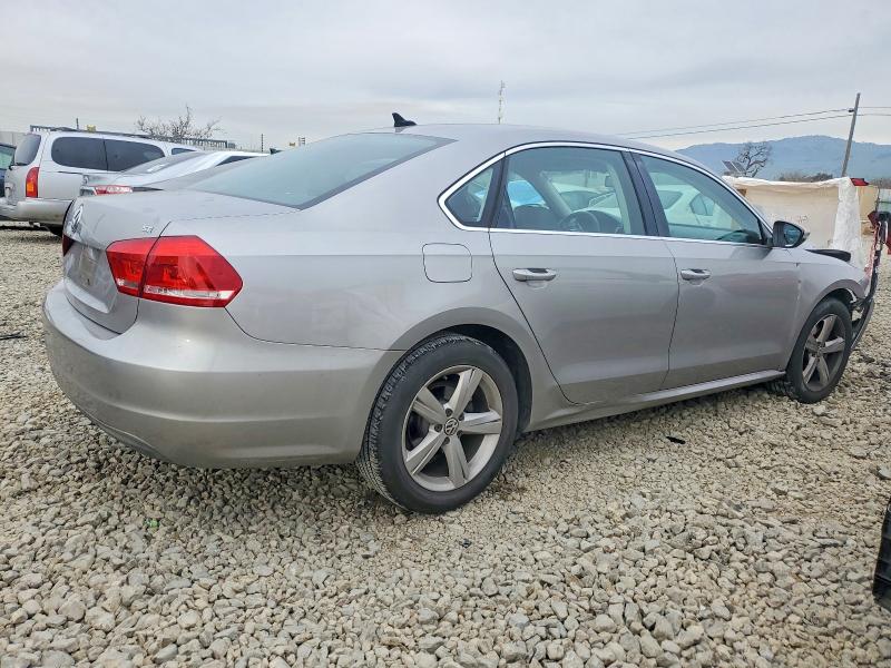Photo 3 from auction – 2012 VOLKSWAGEN PASSAT SE with VIN 1VWBP7A36CC093578
